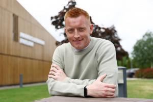 32岁少帅！南安普顿主帅：度假会玩FM，很多小球队用它做数据参考