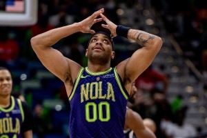 布鲁斯-布朗：一到多伦多就想回丹佛 在鹈鹕的时候满脑子都是掘金