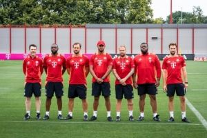 记者：孔帕尼的助教团队，近日将与拜仁续约